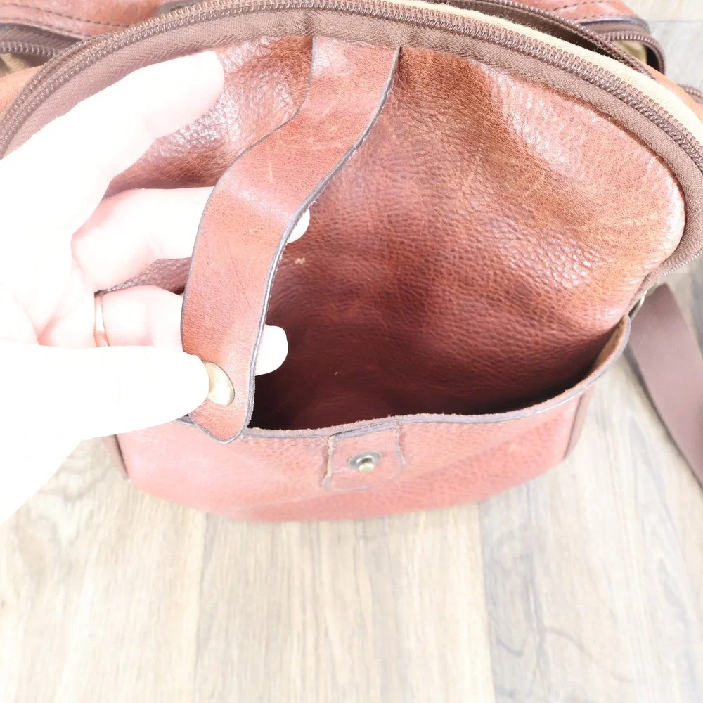 Duluth Trading Co Brown Leather Messenger Crossbody Bag Travel Utility Pouch